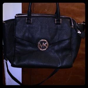 Micheal kors purse